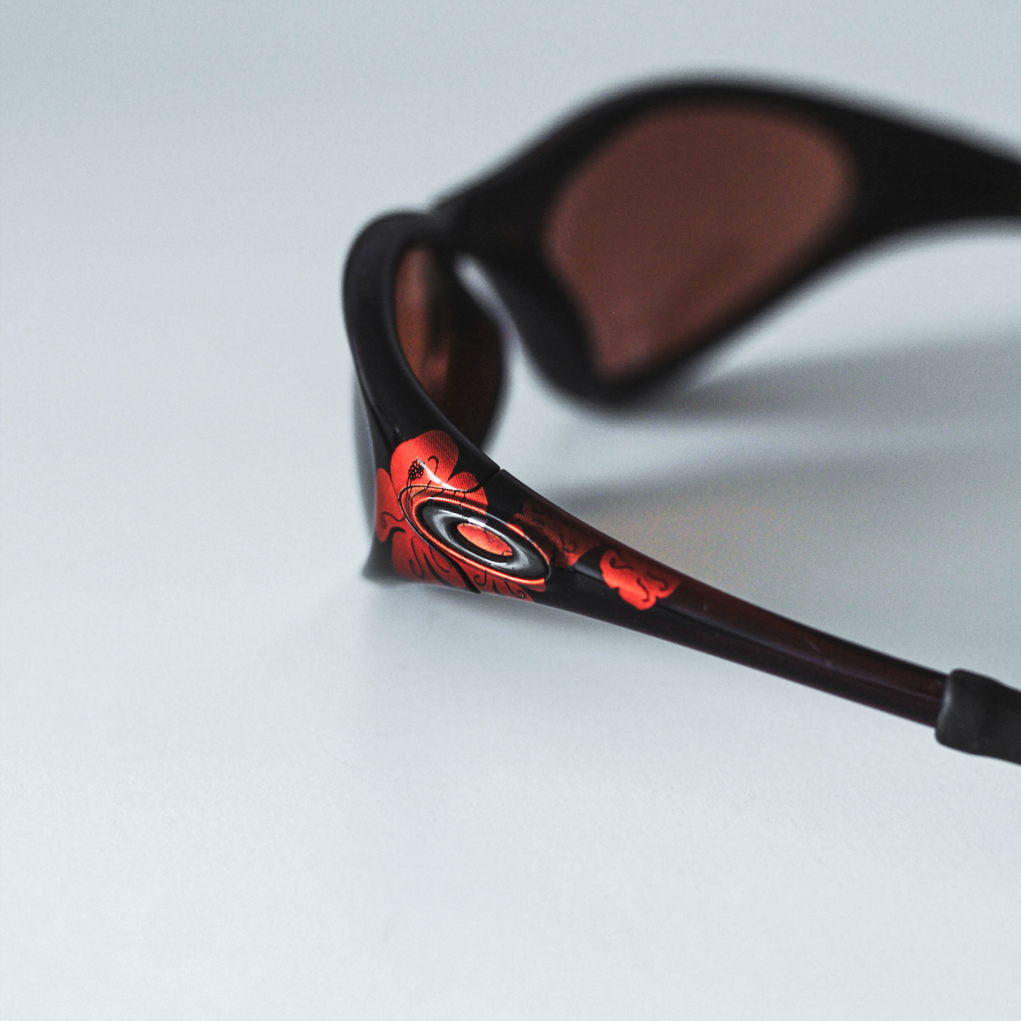 Oakley Minute 1.0 Tangerine Flower – ColdShoulda