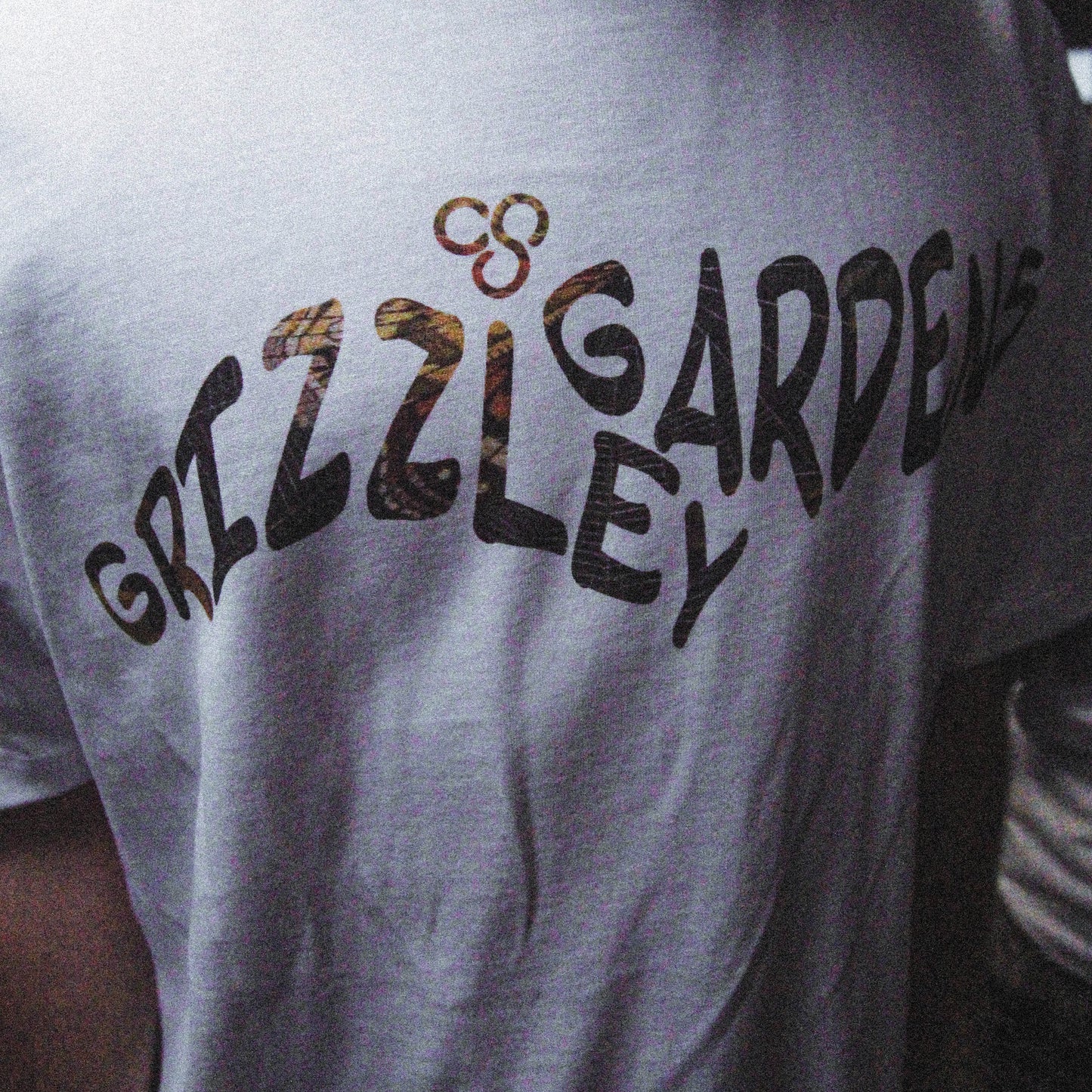 Grizzley Gardens Botanic Tee